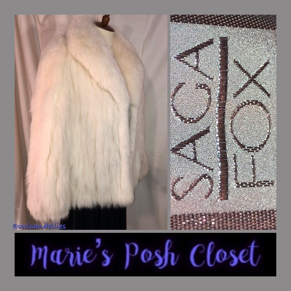 White Winter Wedding Fox Fur Jacket 🎉HP!🎉